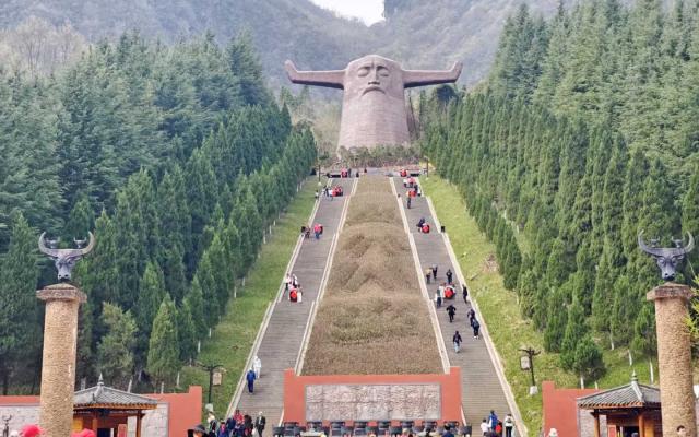 山东出发湖北神农架5日自驾游：神农架秘境，探索神秘•神奇•神往•神农架，神农天路5日游